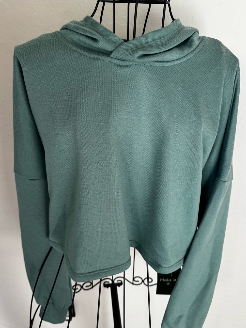 HALARA Hooded Cropped Sweatshirt in Trellis